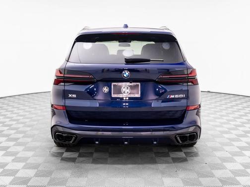 2026 BMW X5 M60i