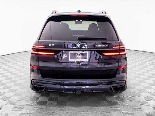 Black Sapphire Metallic 2027 BMW X7 M60i