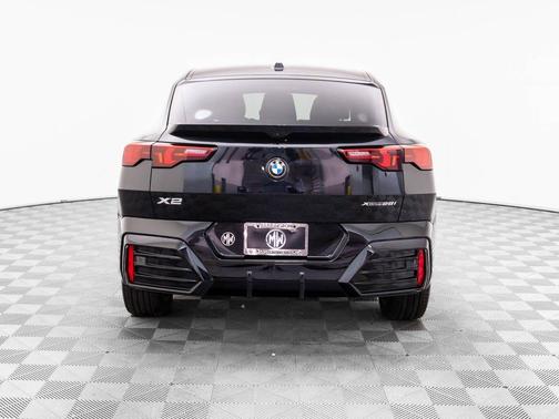 2025 BMW X2 xDrive28i