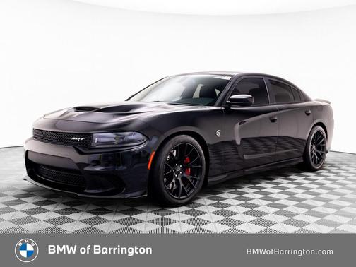 Pitch Black 2015 Dodge Charger SRT Hellcat