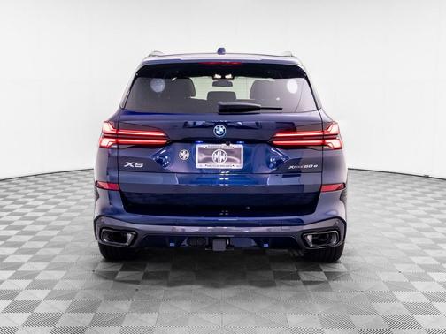 Tanzanite Blue II Metallic 2026 BMW X5 PHEV xDrive50e