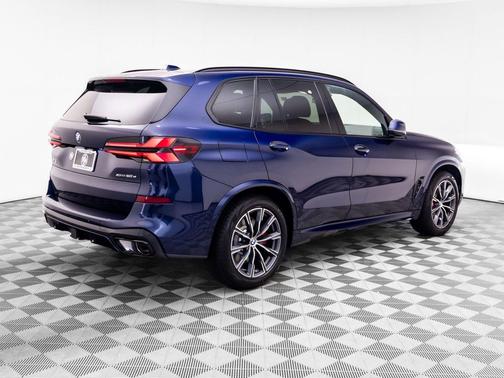 Tanzanite Blue II Metallic 2026 BMW X5 PHEV xDrive50e