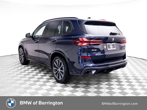 Carbon Black Metallic 2026 BMW X5 xDrive40i