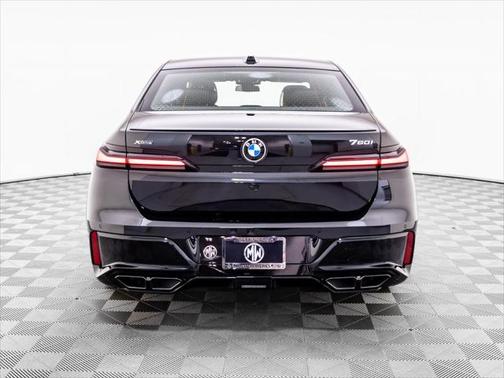 2025 BMW 760 i xDrive