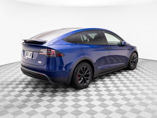 2023 Tesla Model X Plaid Tri Motor All-Wheel Drive