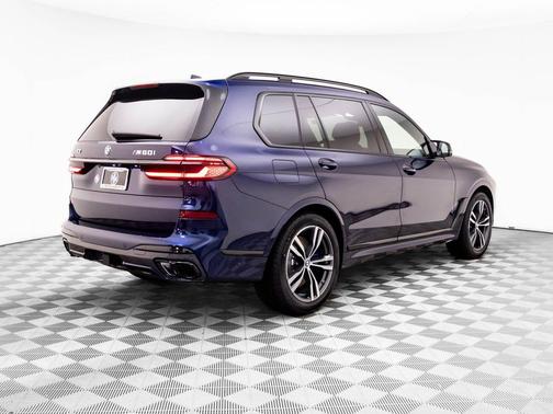 2026 BMW X7 M60i