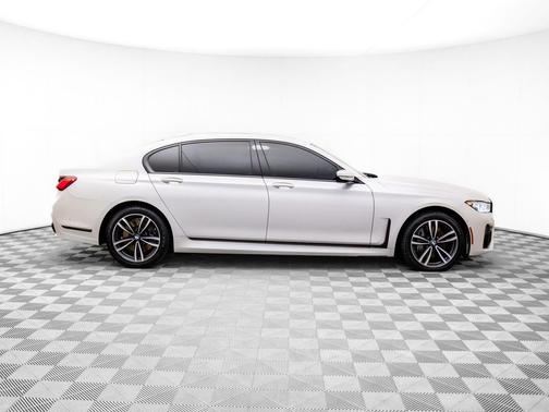 2020 BMW 750 i xDrive