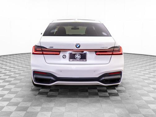 2020 BMW 750 i xDrive