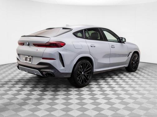 2025 BMW X6 M60i