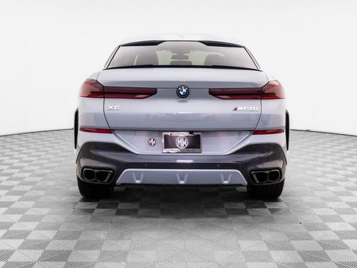 2025 BMW X6 M60i