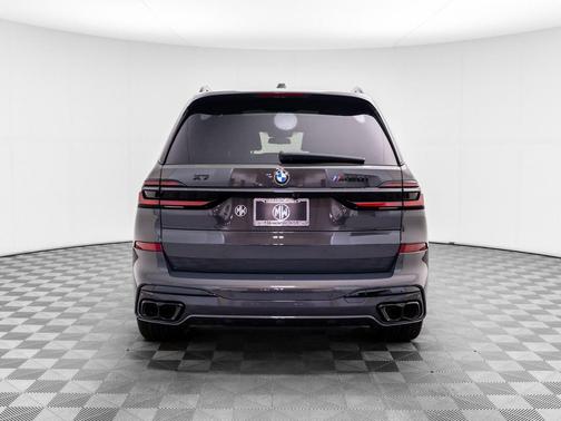 2026 BMW X7 M60i