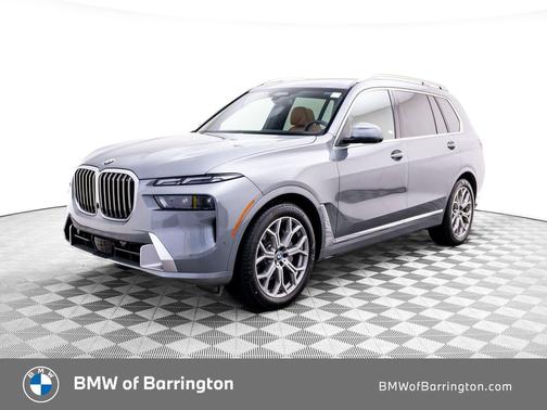 Skyscraper Grey Metallic 2026 BMW X7 xDrive40i