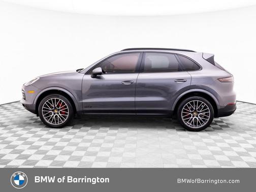 Quartzite Grey Metallic 2020 Porsche Cayenne Cayenne