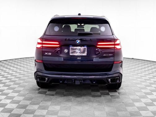 Carbon Black Metallic 2026 BMW X5 xDrive40i