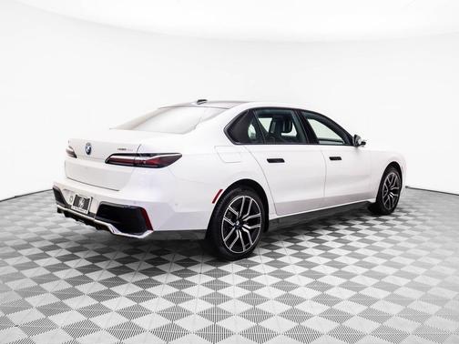 2025 BMW i7 eDrive50