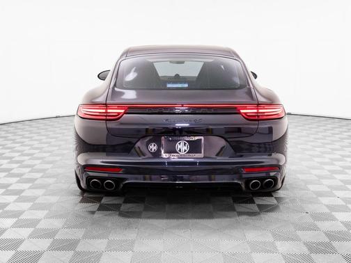 2018 Porsche Panamera 4S