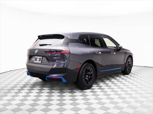 2024 BMW iX xDrive50