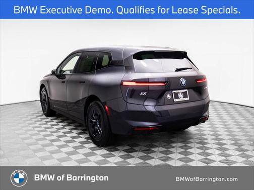 2025 BMW iX xDrive50
