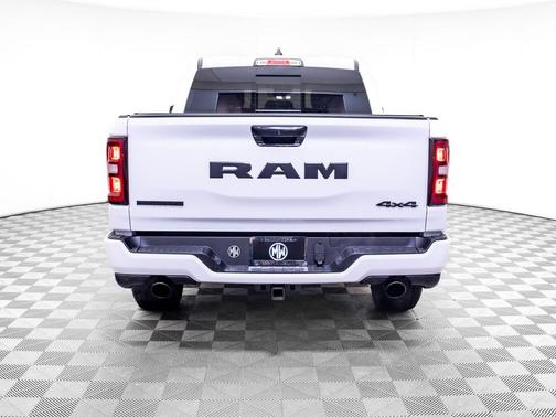 Bright White Clearcoat 2025 RAM 1500 Big Horn/Lone Star