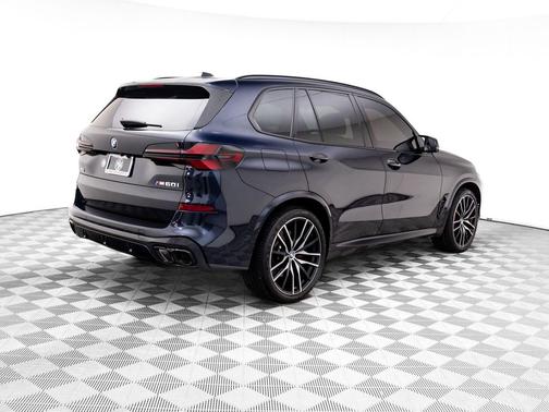 2024 BMW X5 M60i