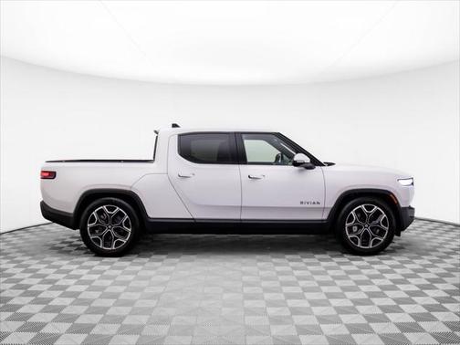 2025 Rivian R1T Adventure