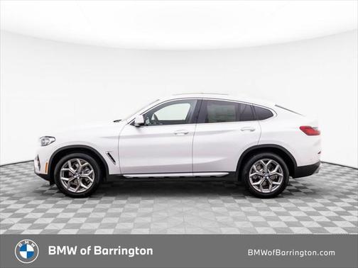 2025 BMW X4 xDrive30i