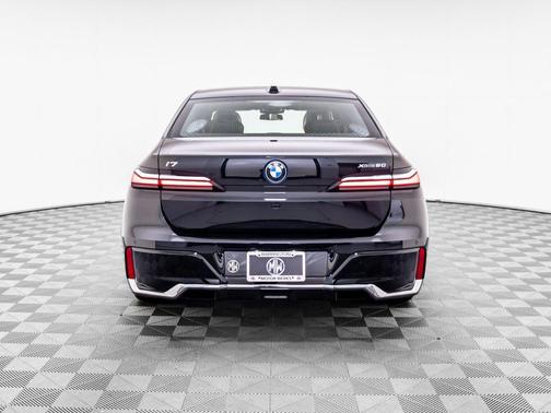 2025 BMW i7 xDrive60