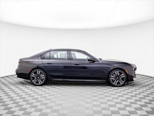 2025 BMW i7 xDrive60