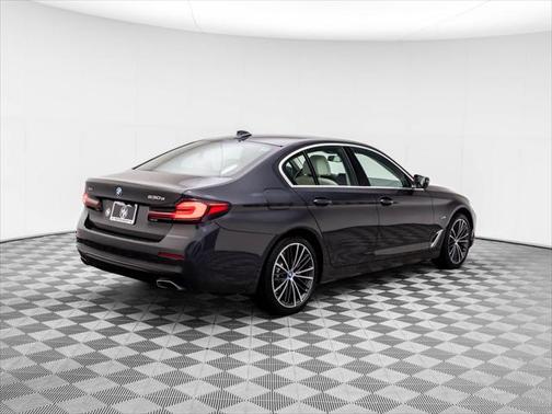 2022 BMW 530e Base
