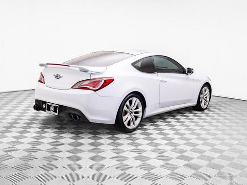 2013 Hyundai Genesis Coupe 3.8 Track
