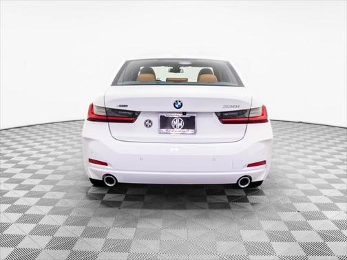 2025 BMW 330 i xDrive