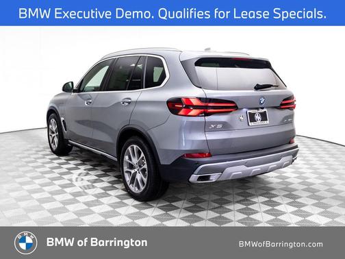 Skyscraper Grey Metallic 2026 BMW X5 PHEV xDrive50e
