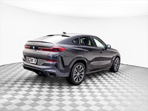 2022 BMW X6 xDrive40i