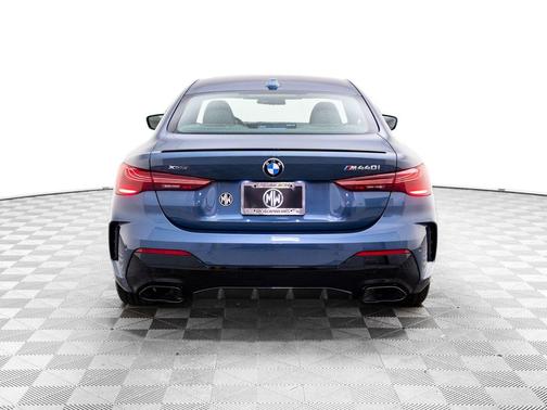 2025 BMW M440 i xDrive