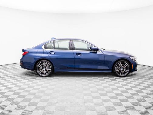 2021 BMW 330 xDrive