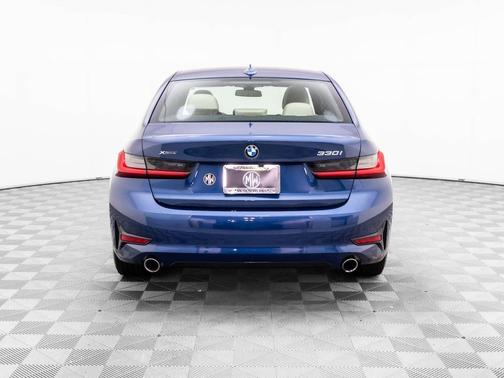 2021 BMW 330 xDrive