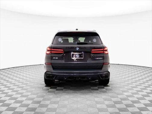 2026 BMW X5 M60i