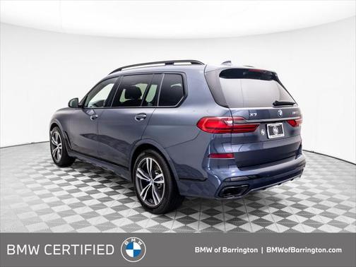 2022 BMW X7 M50i