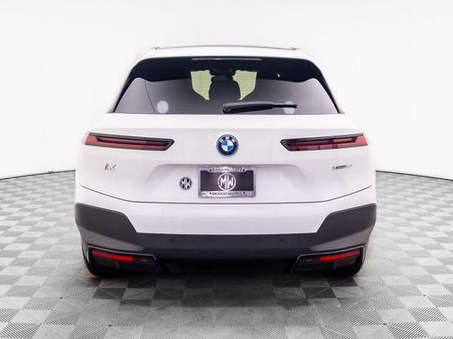 Alpine White 2024 BMW iX xDrive50