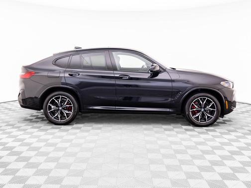 Black Sapphire Metallic 2025 BMW X4 M40i