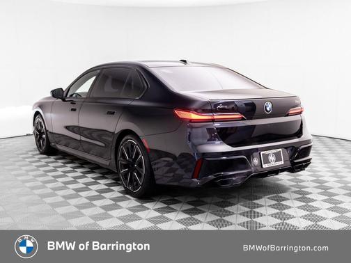 Black Sapphire Metallic 2025 BMW 760 xDrive