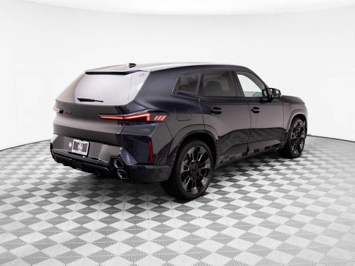 2026 BMW XM Label