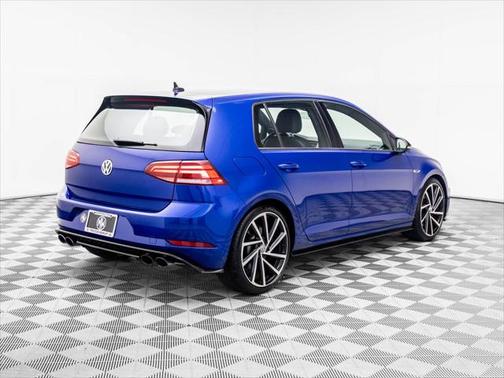2018 Volkswagen Golf R 2.0T DSG