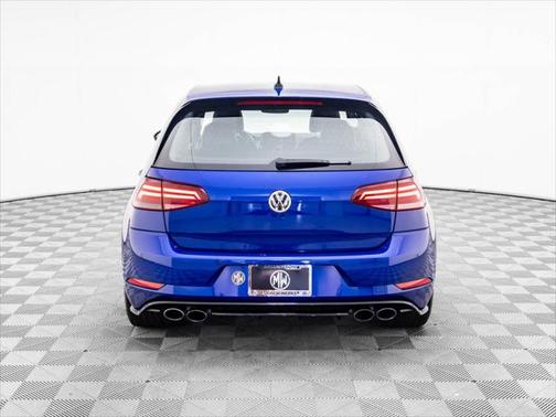 2018 Volkswagen Golf R 2.0T DSG