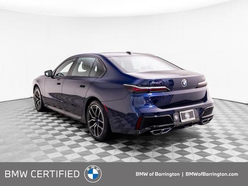 Tanzanite Blue II Metallic 2023 BMW 760 i xDrive