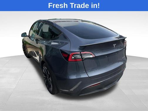 Midnight Silver Metallic 2022 Tesla Model Y Performance Dual Motor All-Wheel Drive