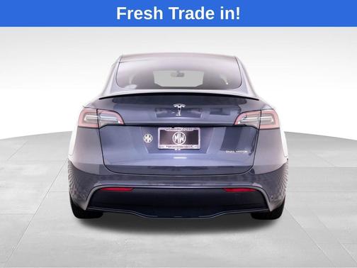 Midnight Silver Metallic 2022 Tesla Model Y Performance Dual Motor All-Wheel Drive