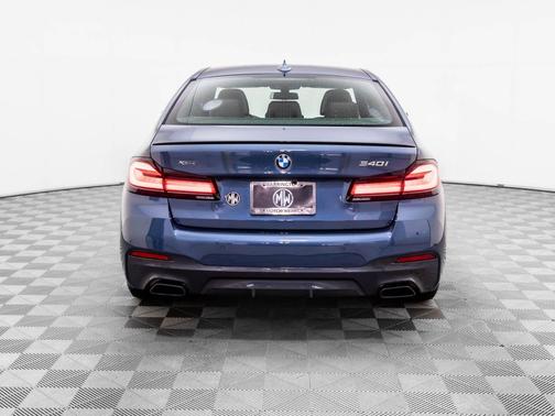2023 BMW 540 i xDrive