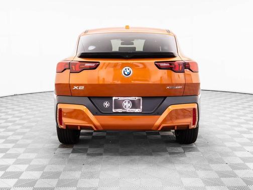 2025 BMW X2 xDrive28i