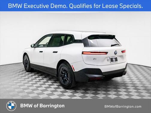 2025 BMW iX xDrive50